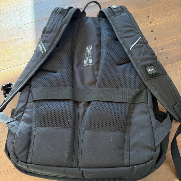 Swiss Gear Black Multi-Compartment Backpack - Picture 2 of 5